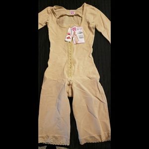 M&D faja post op compression garment